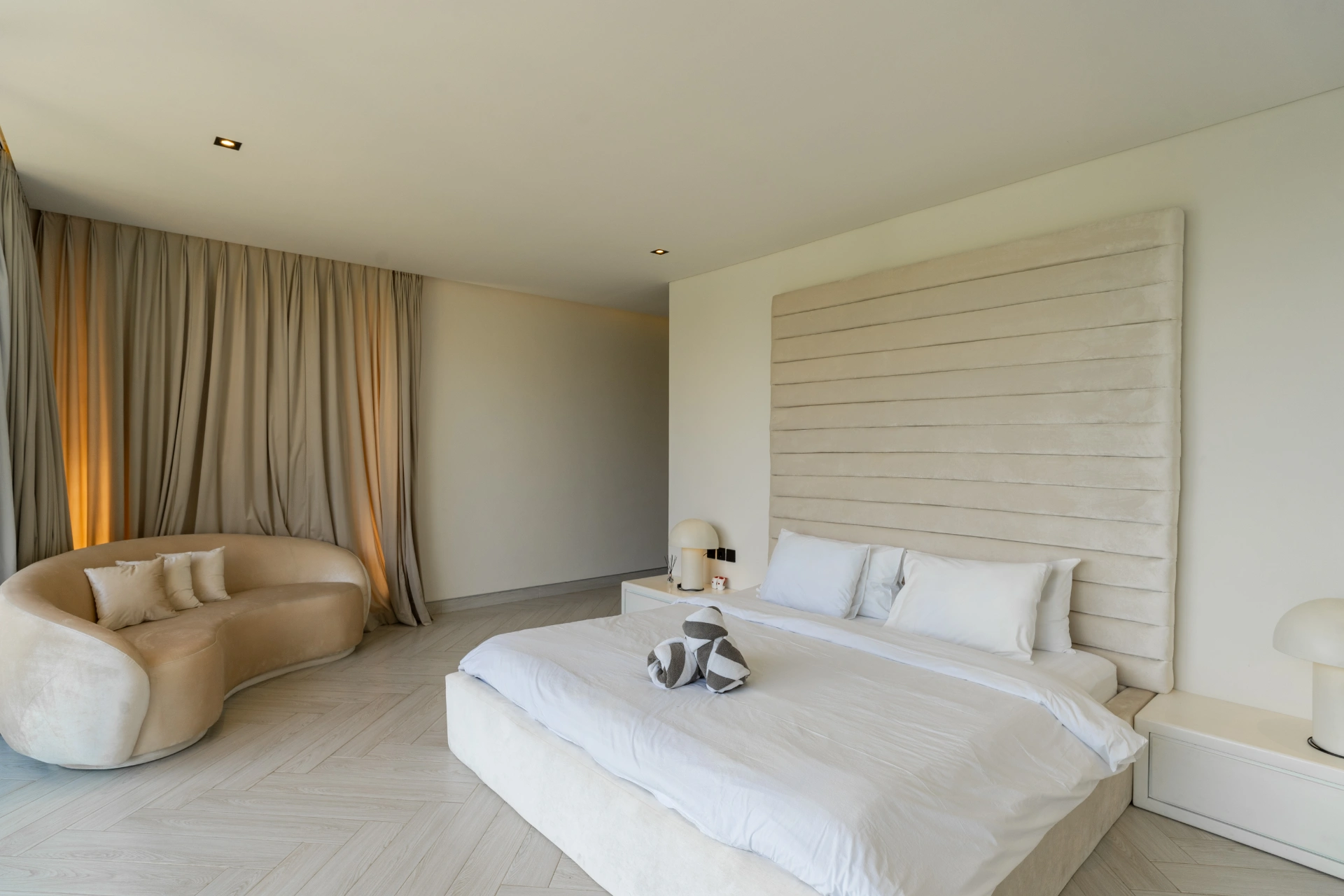 Minimalist Paradise: Tranquil Canggu Villa, 3-bed villa for rent in Canggu – photo 6 of 15