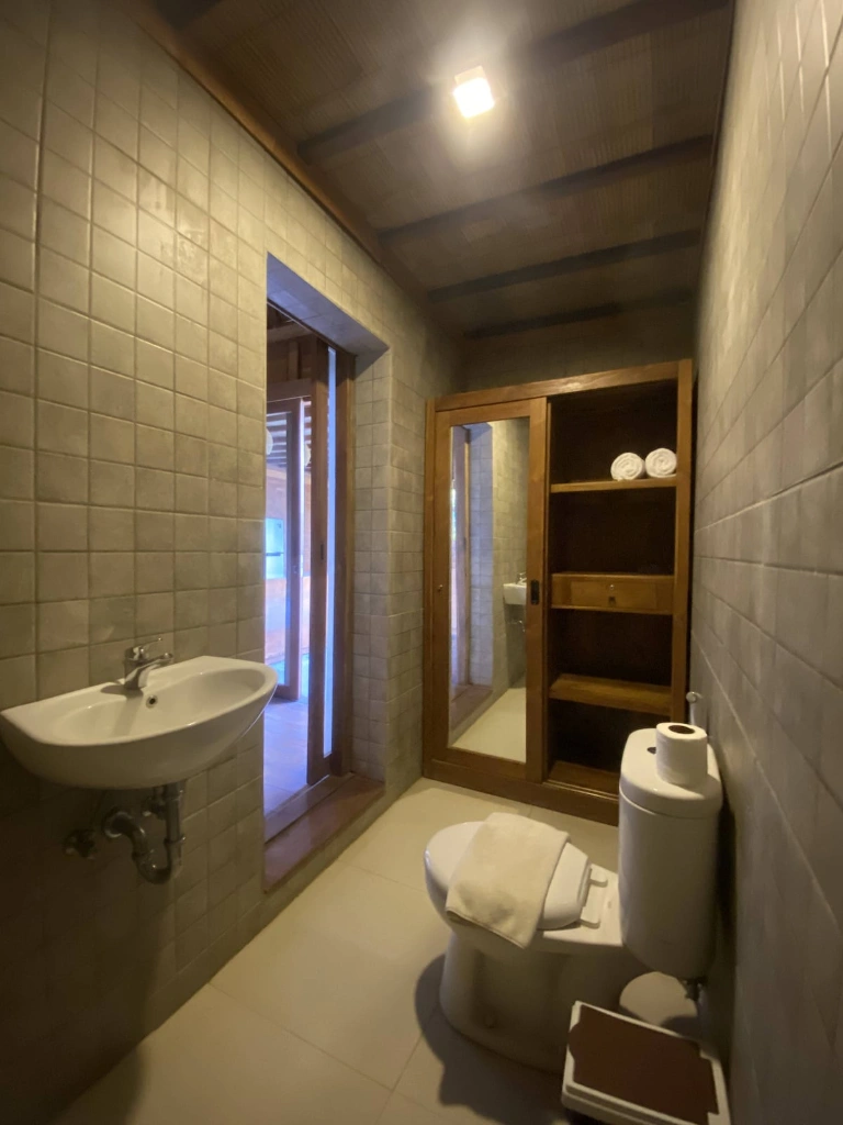 Swara Tenang a Cozy Wooden with Peaceful Vibes, 2-bed villa for rent in Tabanan – photo 11 of 15