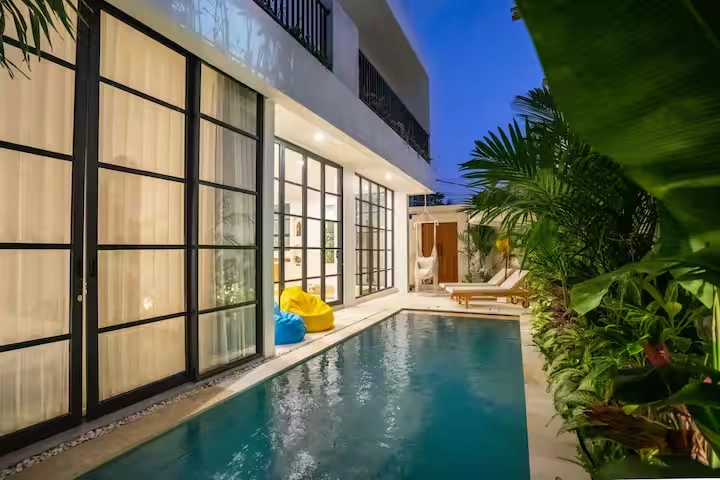 Luxury 3BR Pool Villa • 5 Mins to Finns & Atlas, 3-bed villa for rent in Canggu – photo 11 of 15