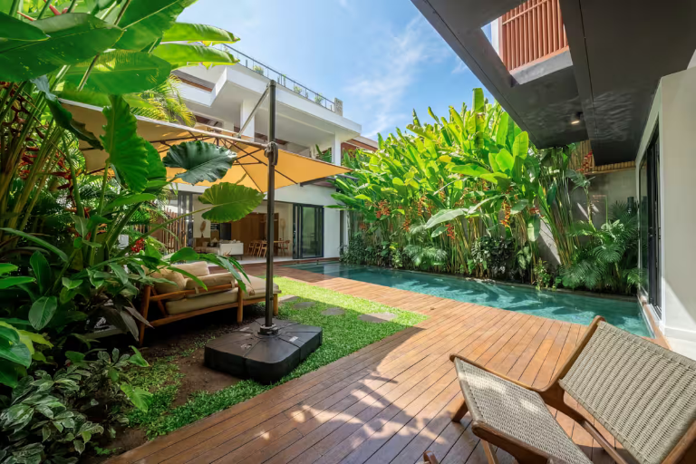 NEW 7BDR BEACH residence - Canggu Batu bolong - 5 star service, 7-bed villa for rent in Canggu – photo 5 of 15