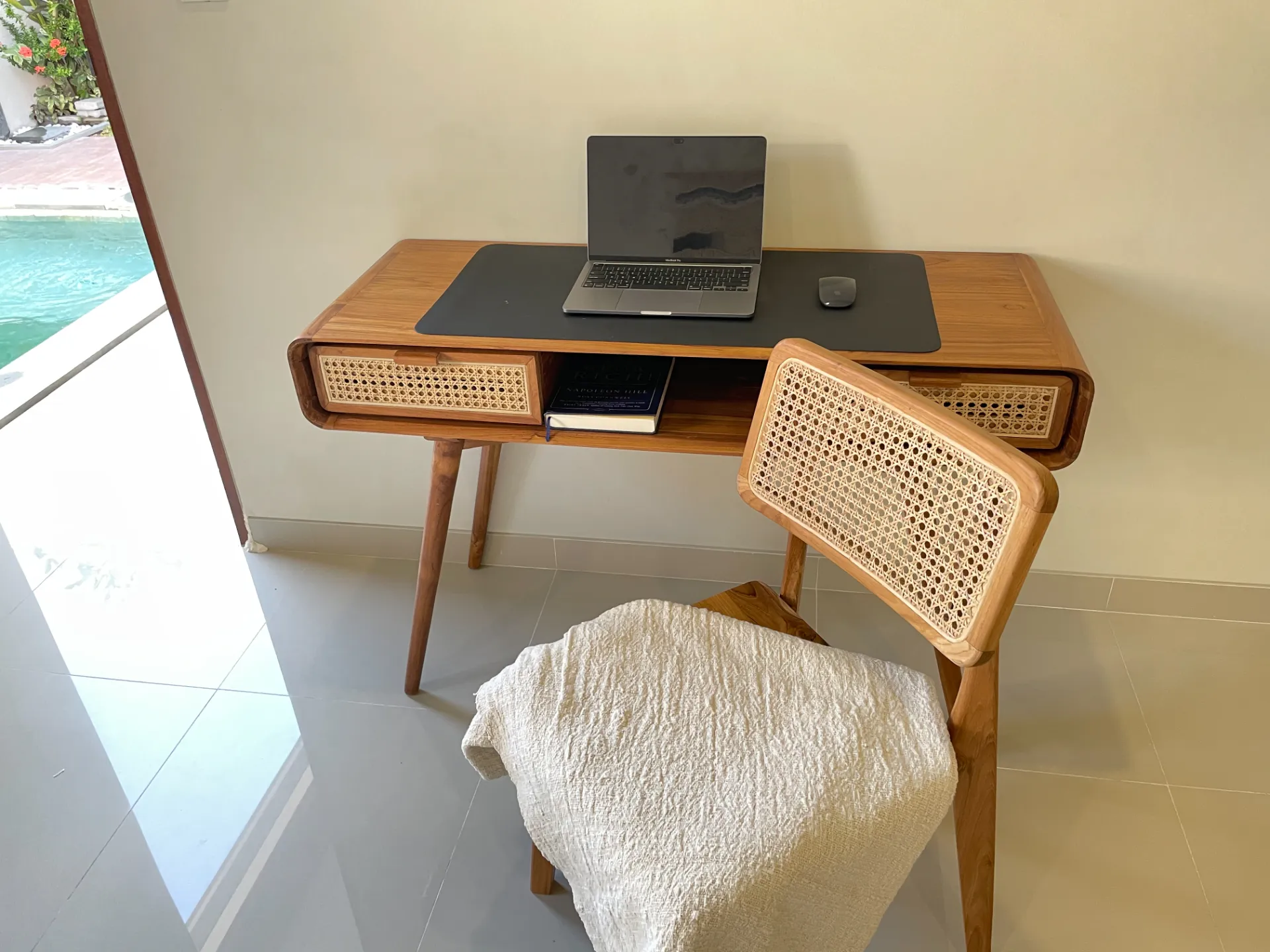 2BR Villa Ann Modern–tropical, 2-bed villa for rent in Seminyak – photo 12 of 15