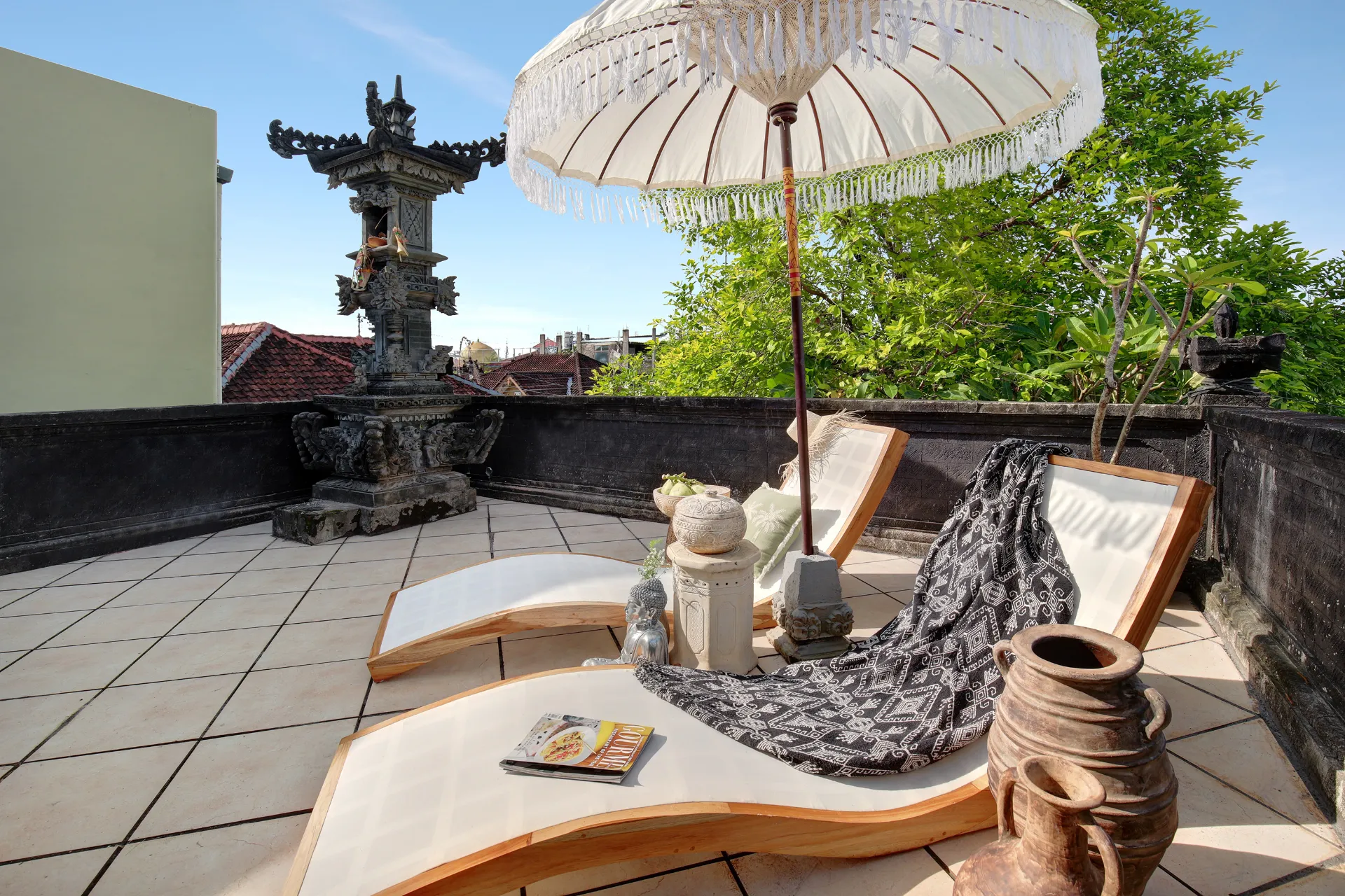 Seminyak 2BR Private Villa with Loft, Pool & Roof Deck Jl Intan Permai Kerobkan, 2-bed villa for rent in Seminyak – photo 13 of 15