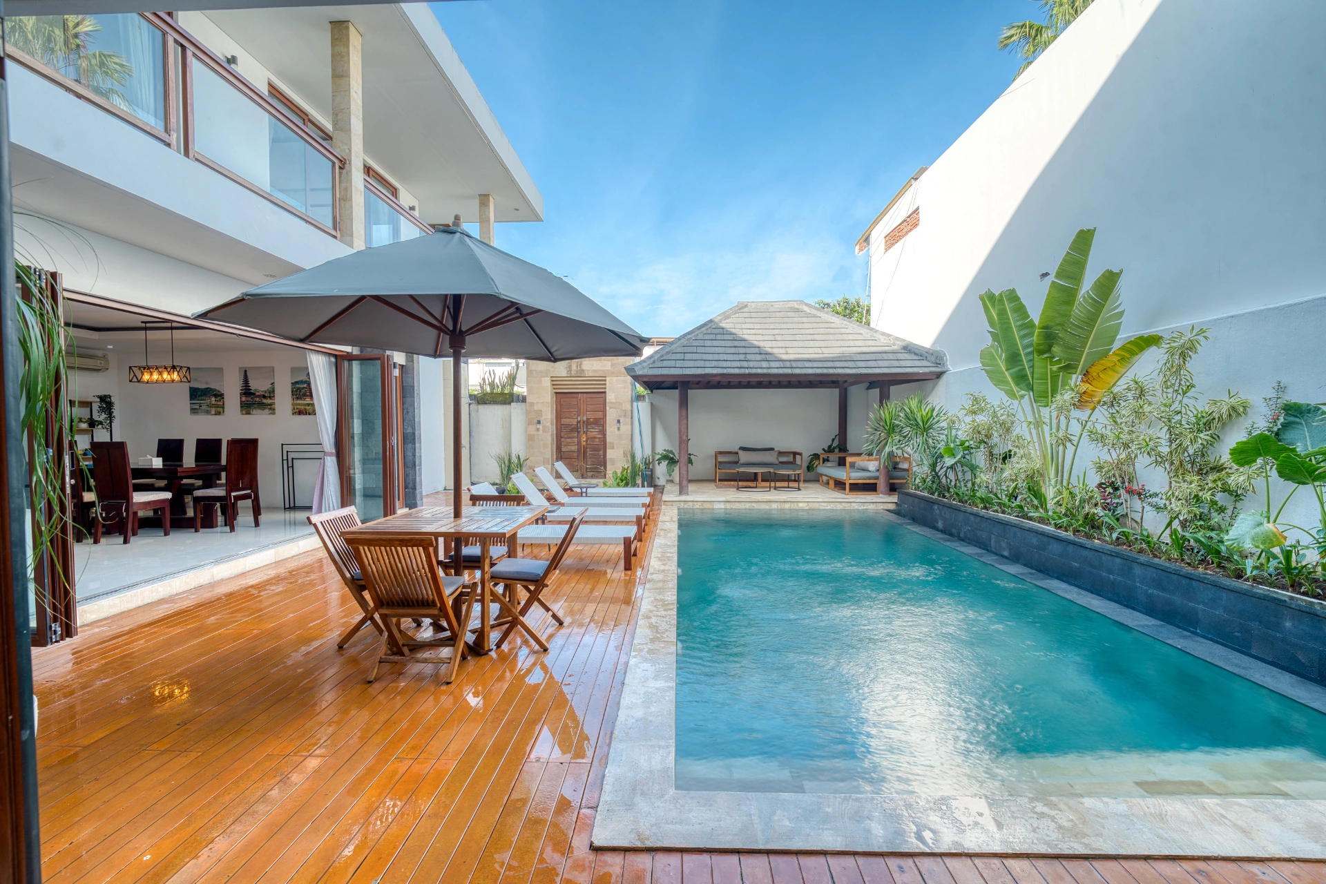 Luxury Family Villa By Local Property Team, 4-bed villa for rent in Canggu – photo 2 of 15
