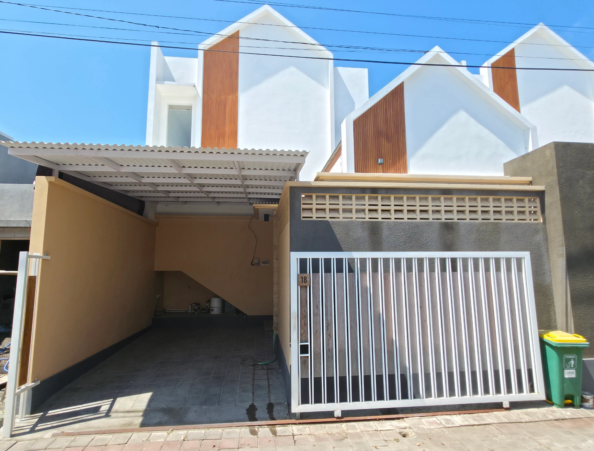 Modern Tropical Villa The Eighteenth in Sanur Renon Tukad balian Bali Pool 2BR, 2-bed villa for rent in Sanur – photo 2 of 15