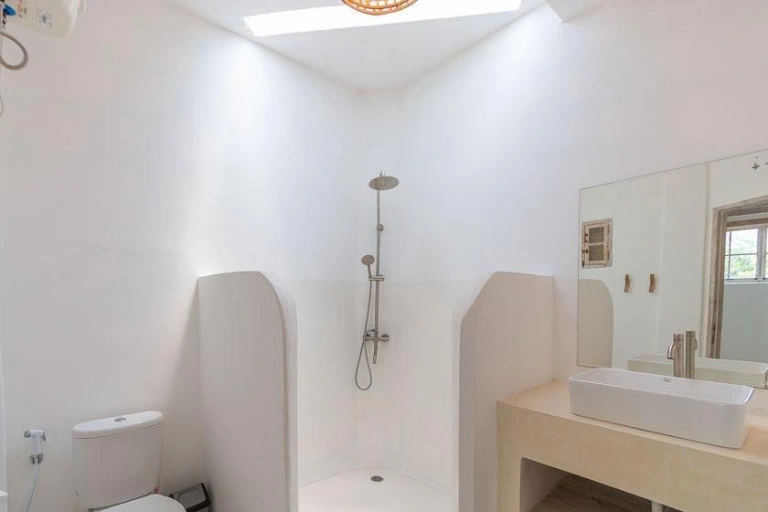 Villa Bobby– Luxury 4-Bedroom Villa in Umalas, 4-bed villa for rent in Canggu – photo 9 of 13