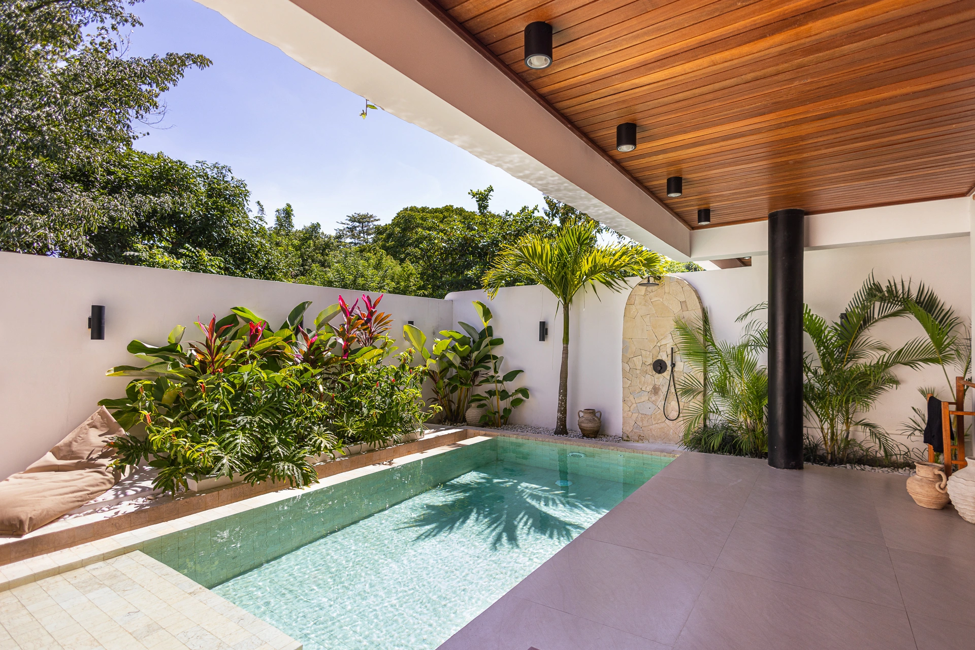 VILLA AMEZA: a peaceful tropical hideaway in Nyang Nyang, Uluwatu, 2-bed villa for rent in Uluwatu – photo 5 of 15