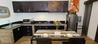 Bright Umalas Studio | Fast WiFi, Kitchen & Nomad Ready, 1-bed villa for rent in Kuta – photo 2 of 15