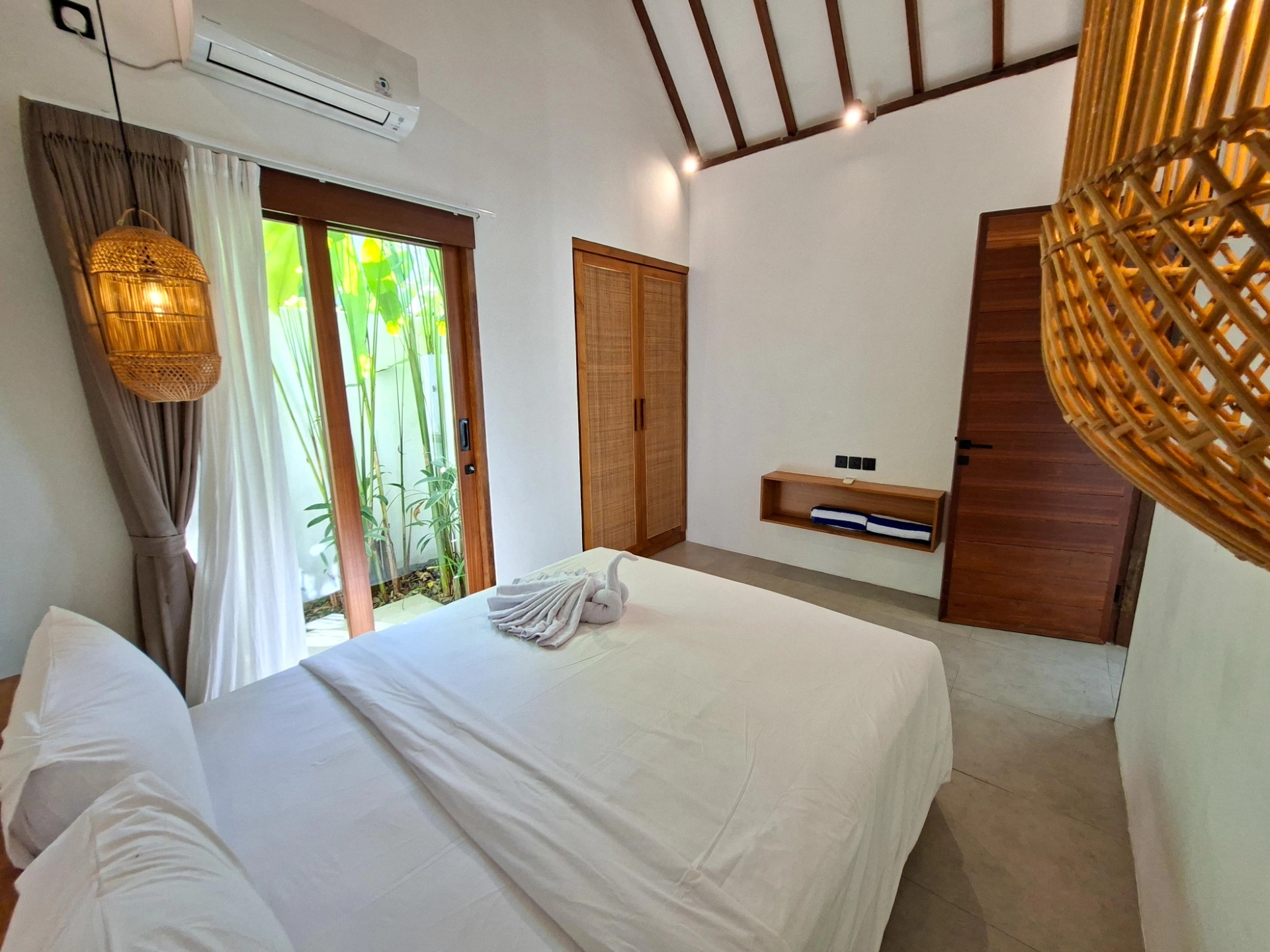 1BR Villa with Modern Layout and Bright Interiors in Cepaka, 1-bed villa for rent in Tabanan – photo 5 of 15