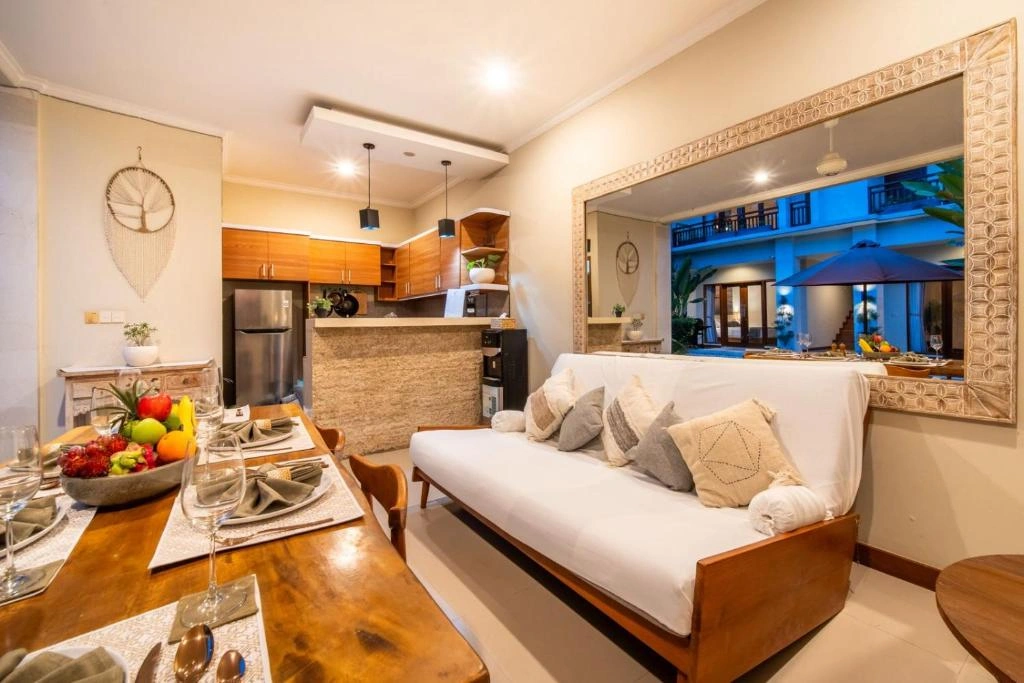 Monthly Rent Villa 4 Bedroom (Kerobokan) By Nami Bali, 4-bed villa for rent in Canggu – photo 3 of 12