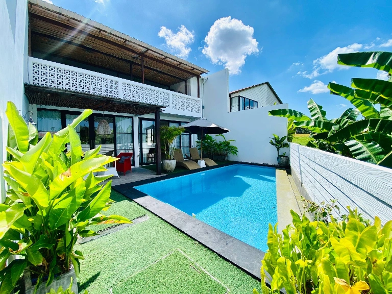 3 Bedroom Villa Full Furnished in Canggu Batu Bolong, 3-bed villa for rent in Canggu – photo 2 of 15