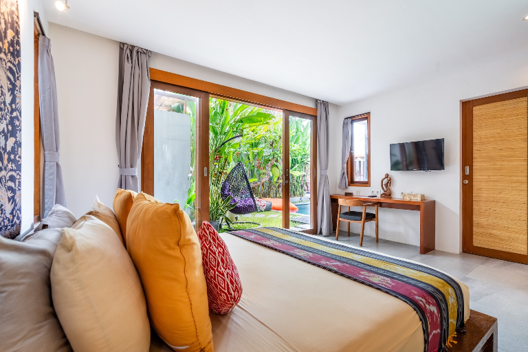 Design • Peaceful Zen • 5' Bike @Beach •BBQ• Seminyak-Canggu, 3-bed villa for rent in Seminyak – photo 5 of 15