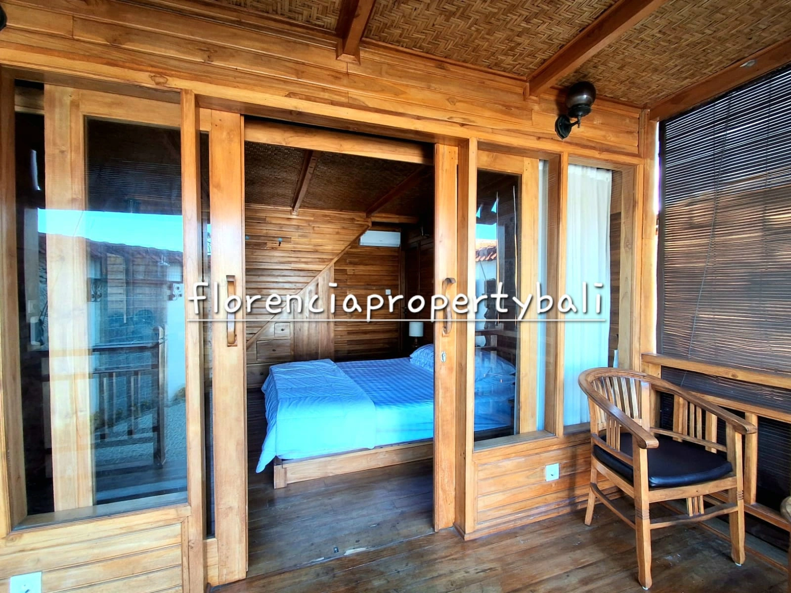 Sanur Villa | Wooden Style | 2 Bedrooms for Yearly Rental, 2-bed villa for rent in Sanur – photo 10 of 15