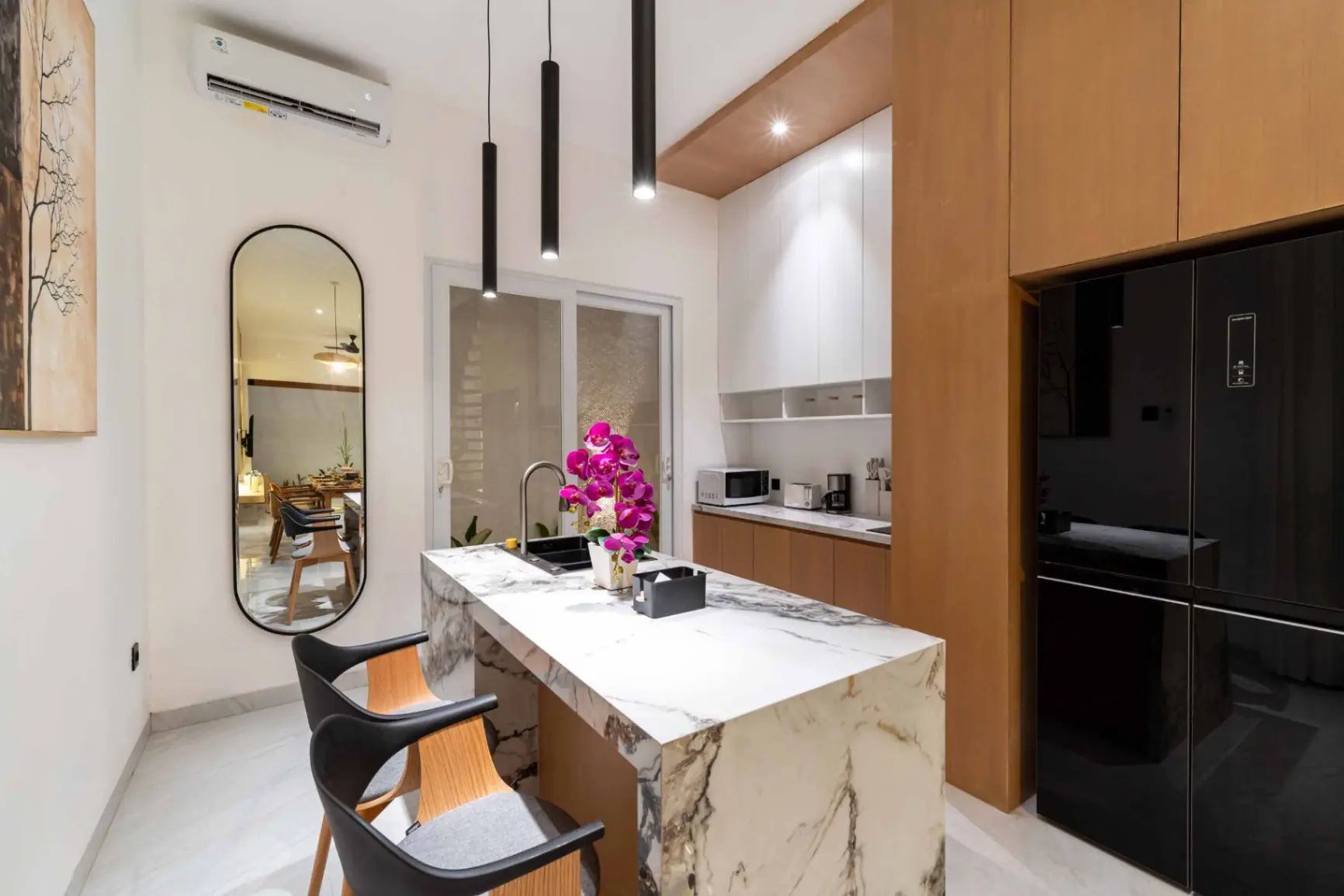 New LUXURY 3 Bedroom Modern Villa in Jimbaran Uluwatu, 3-bed villa for rent in Uluwatu – photo 3 of 15
