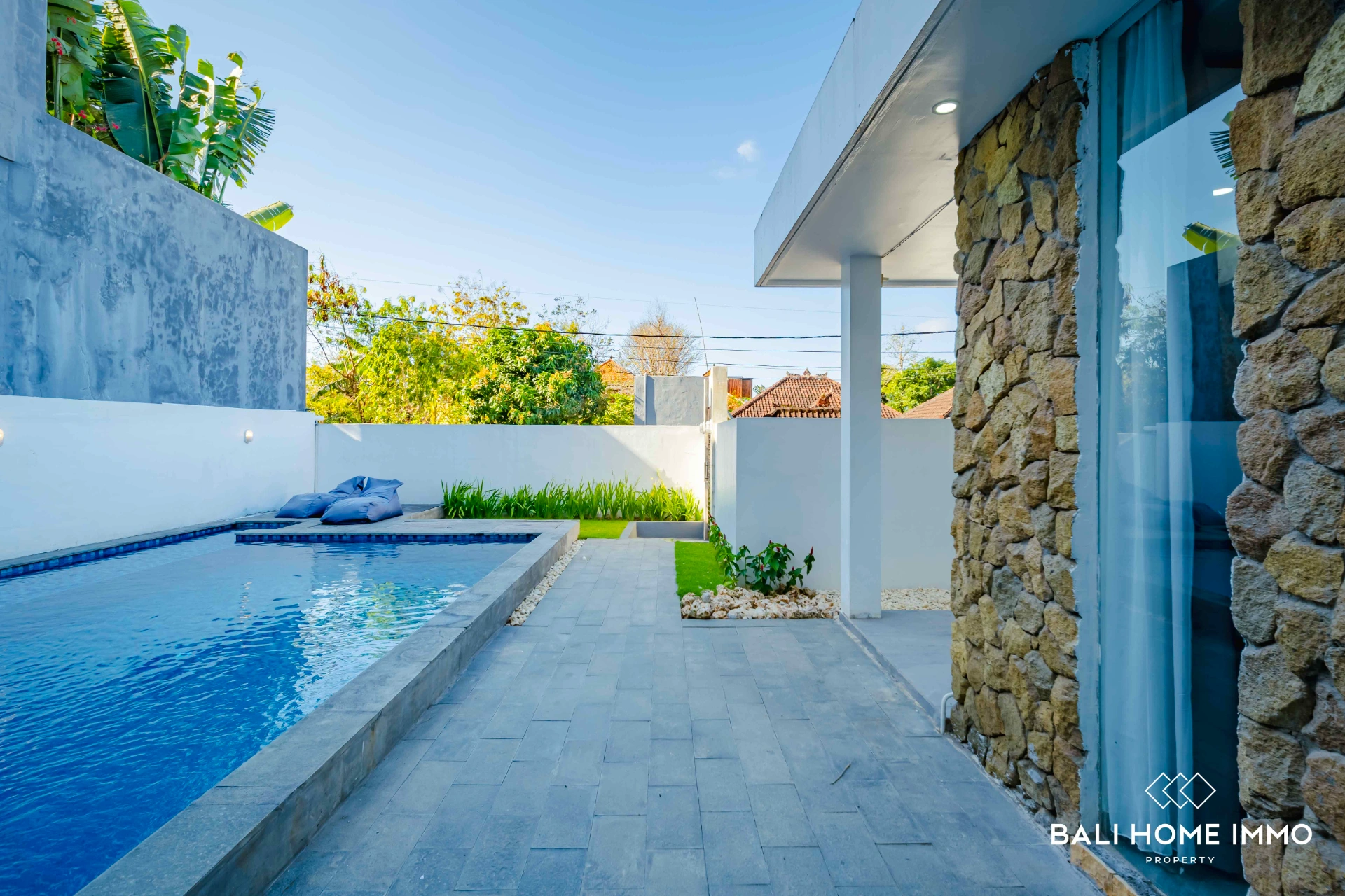 Cozy & Beautiful 3 Bedrooms Villa for in Ungasan with Rooftop Bbq, 3-bed villa for rent in Uluwatu – photo 10 of 10
