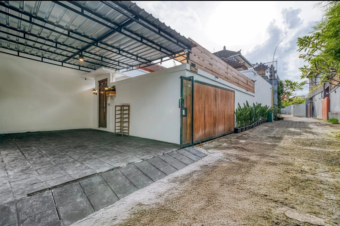 Stylish 3BR Private Pool Villa SOHAM in Canggu, 3-bed villa for rent in Canggu – photo 12 of 15