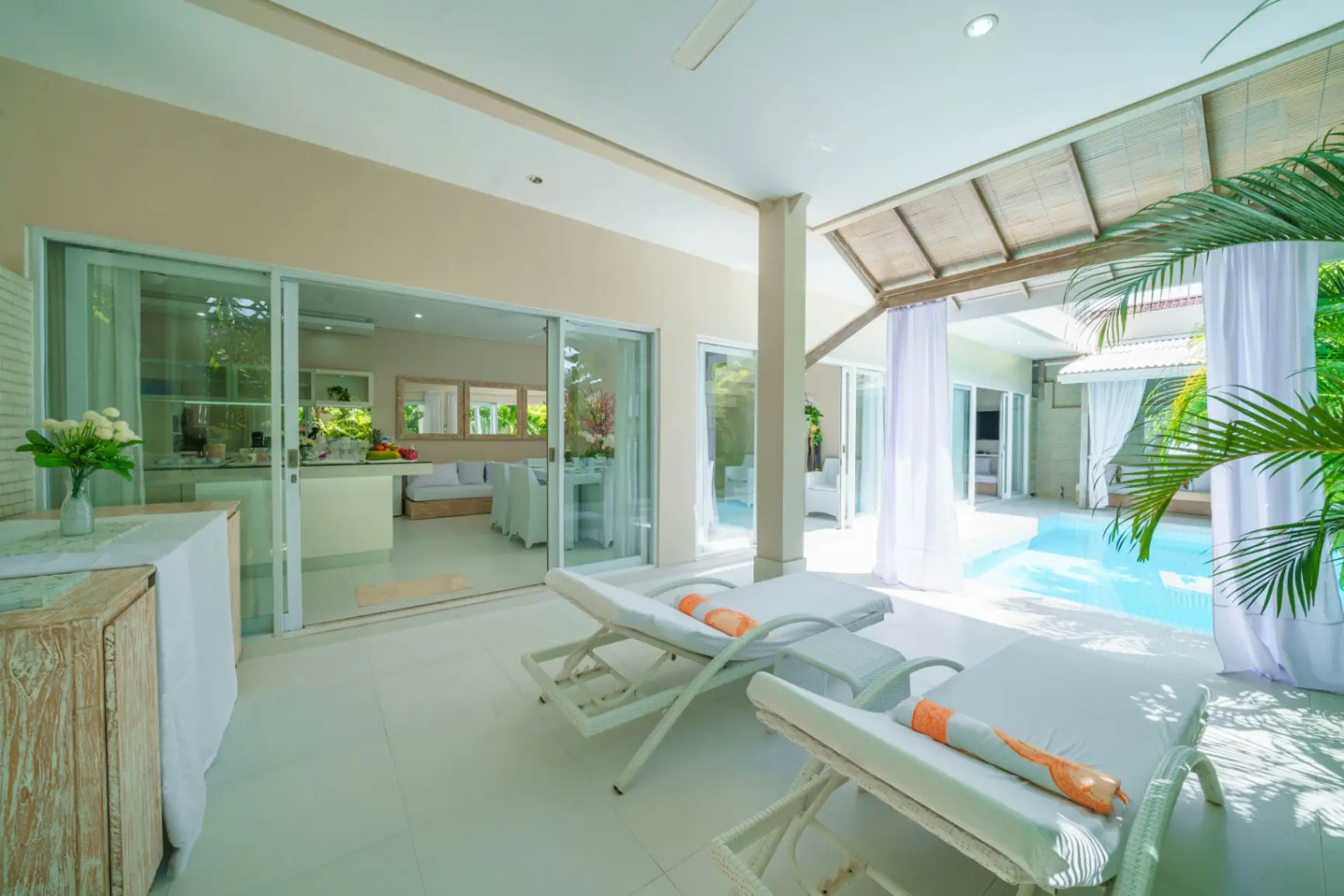 Villa Bali Om Center Berawa, 3-bed villa for rent in Canggu – photo 4 of 15