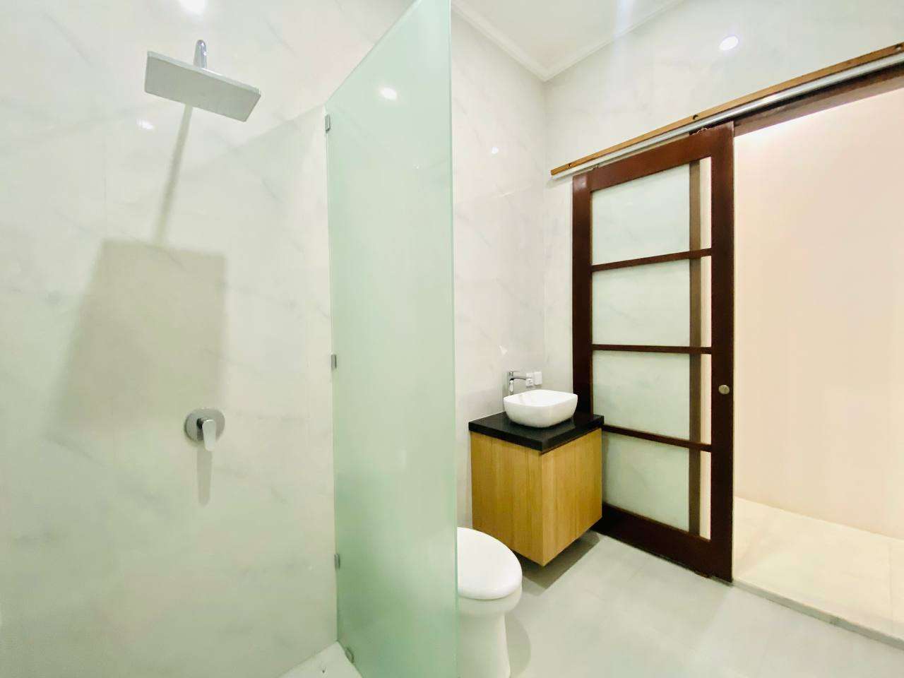 Modern 3-bedroom Twin Villas in Umalas for Rent & Leasehold – Af395 a, 3-bed villa for rent in Seminyak – photo 11 of 15