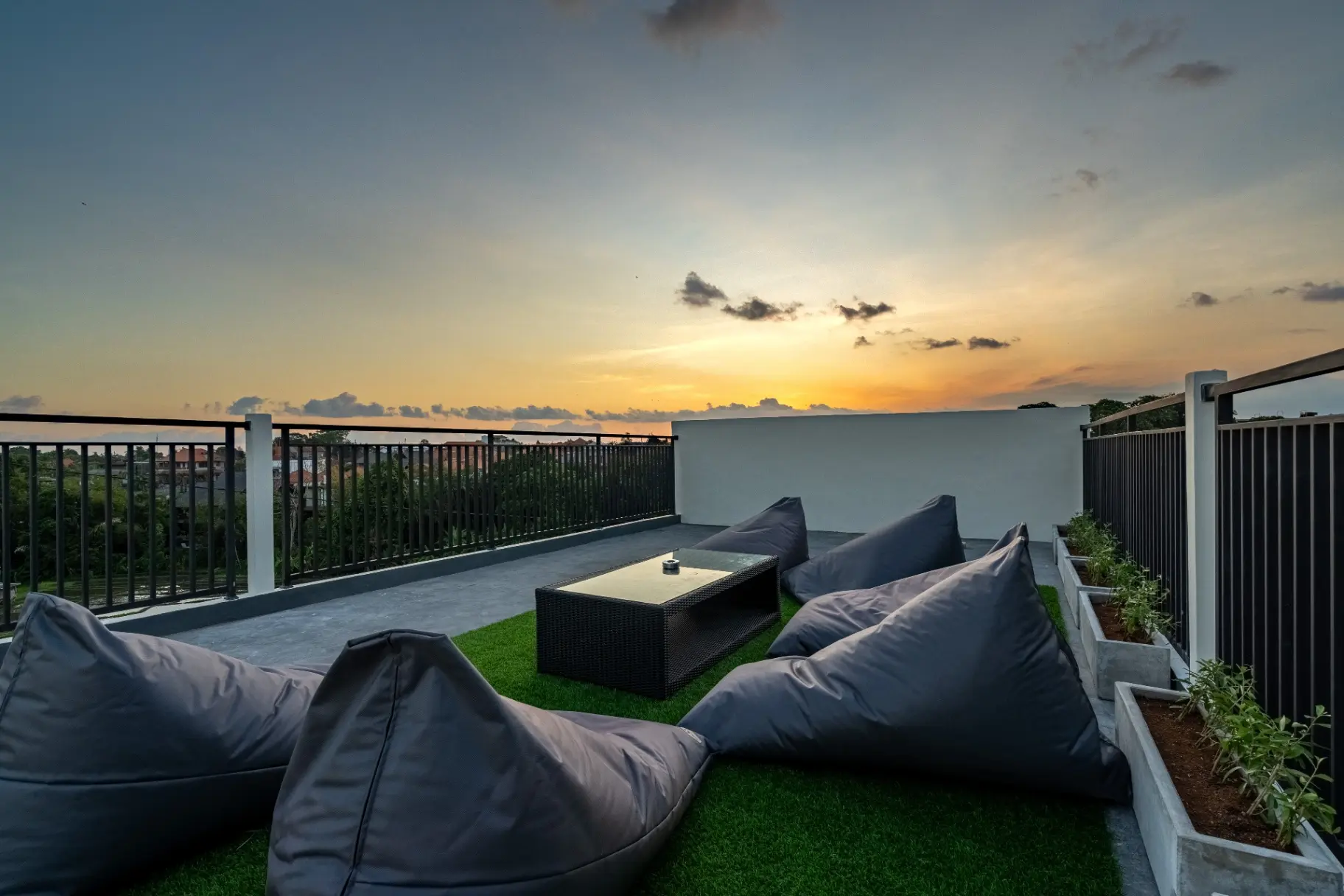 Umajana Villa | 3BR Pool & Rooftop, Canggu/Pererenan, 3-bed villa for rent in Pererenan – photo 9 of 11