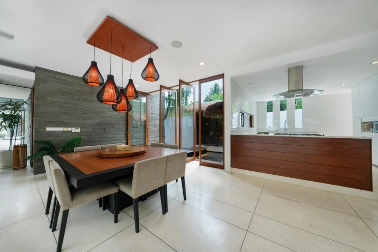 Luxury 5 bedroom Boutique Villa Near Nuanu, 5-bed villa for rent in Tabanan – photo 11 of 15