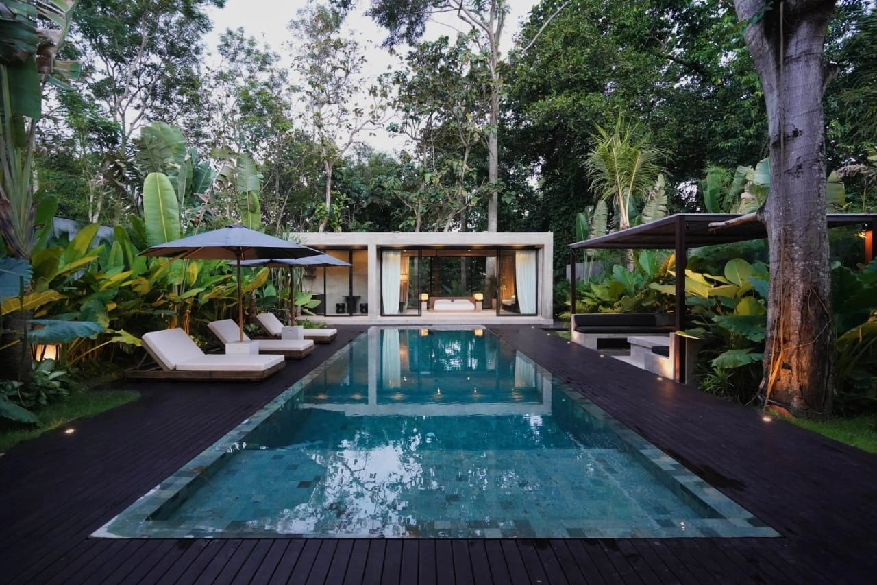 Villa For Rent 5 Bed In Tumbak Bayuh,Badung Bali, 5-bed villa for rent in Pererenan – photo 6 of 14
