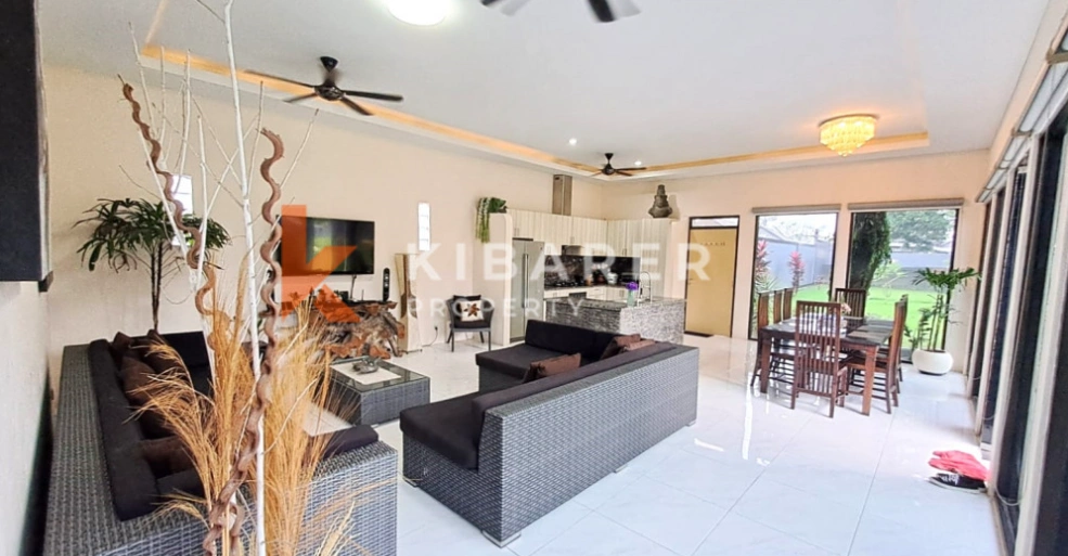 Homey Spacious Garden 3BR Villa Located in Kerobokan, 3-bed villa for rent in Seminyak – photo 6 of 15