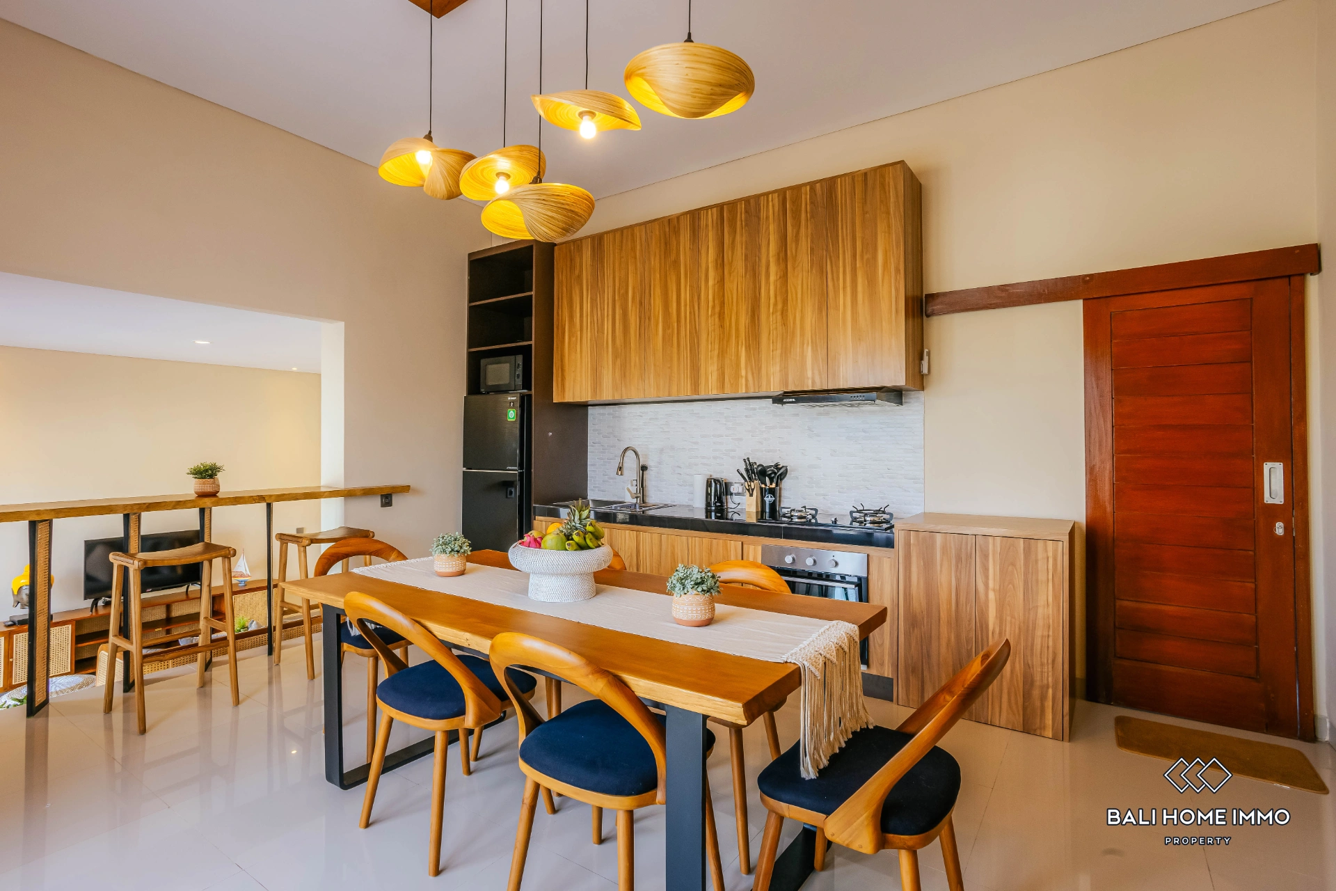 Stunning 3 Bedrooms Villa for Sale & Rent in Ungasan, 3-bed villa for rent in Uluwatu – photo 14 of 15