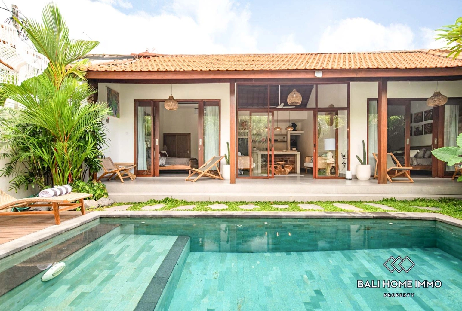 2 Bedroom Villa for Rent in Seseh Residential Side, 2-bed villa for rent in Seseh – photo 6 of 10