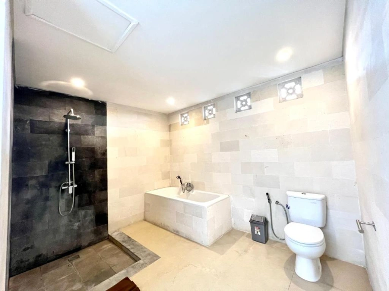 Monthly Rent Villa 3 Bedroom (Seminyak), 3-bed villa for rent in Seminyak – photo 4 of 14