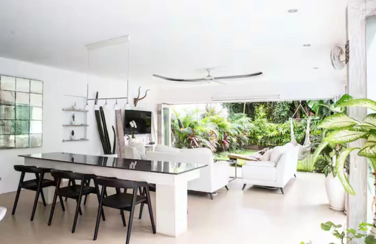 Villa For Rent 4 Bed In Pererenan,Badung Bali, 4-bed villa for rent in Pererenan – photo 13 of 15