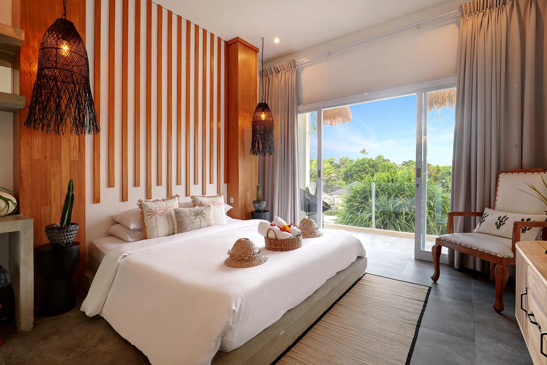 6BR Luxury Villa Seminyak 2 mins walk to beach sleeps 14 w/ private chef/butler, 6-bed villa for rent in Seminyak – photo 12 of 15