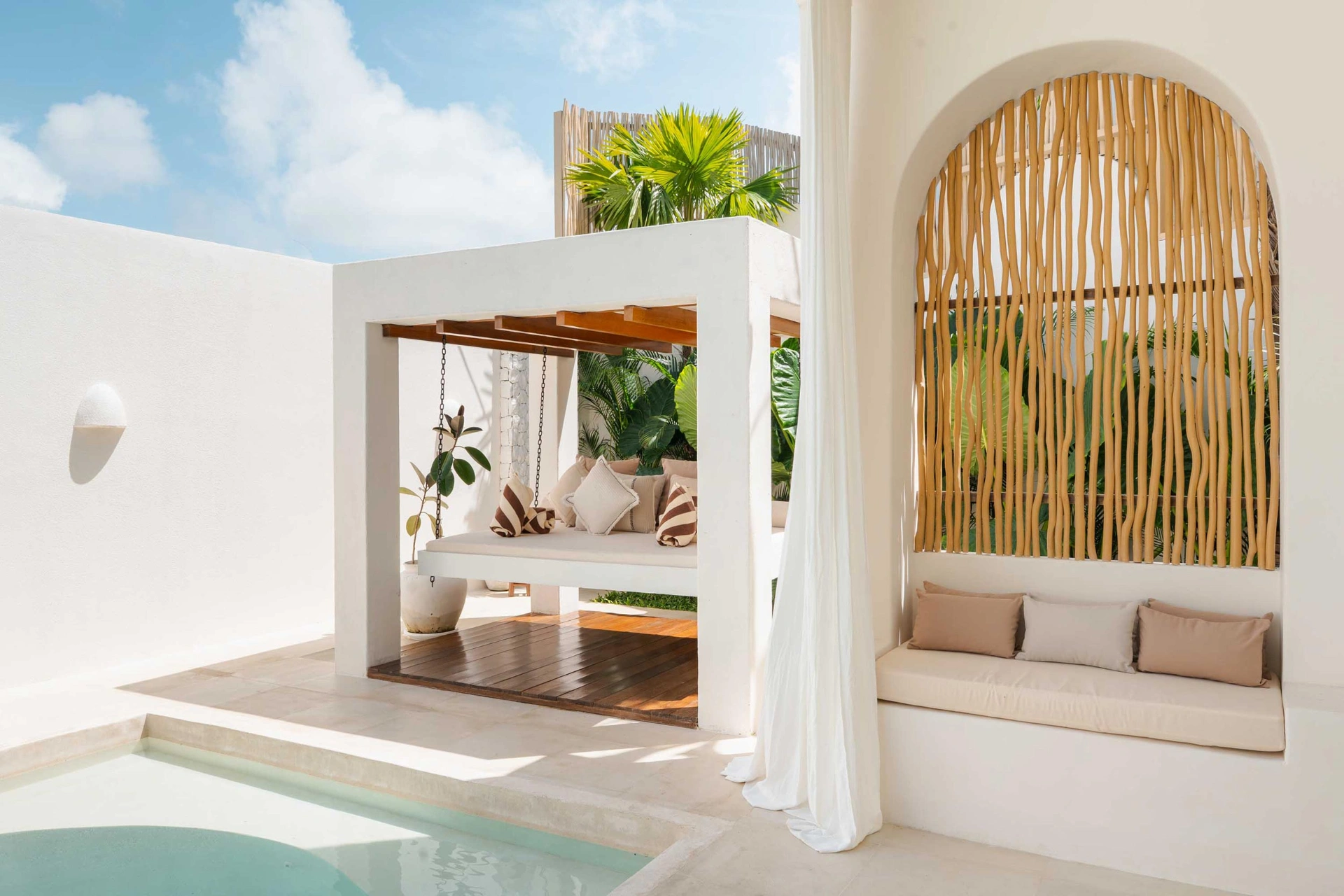 Tomar El Sol | Beautiful Mediterranean-style villa 2 BR, 2-bed villa for rent in Uluwatu – photo 13 of 14