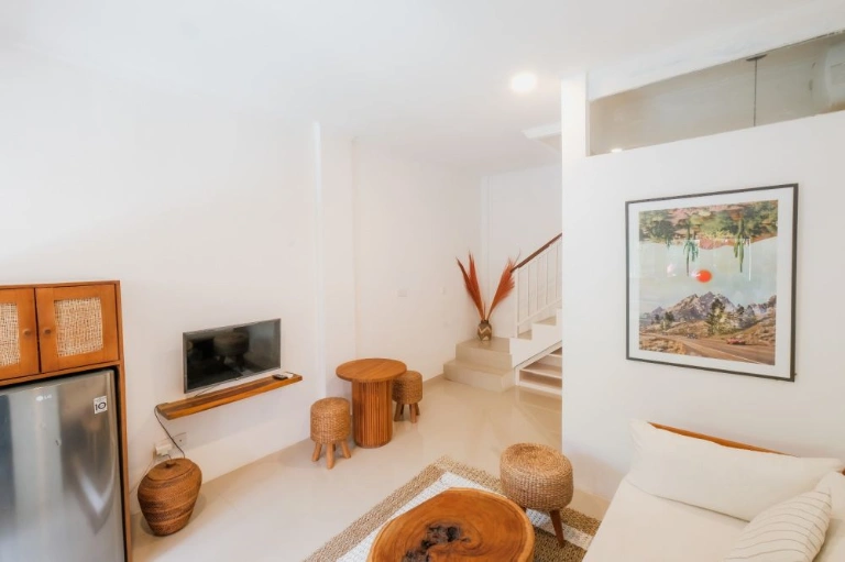 1BR Boutique Villa with Shared Pool in Central Pererenan, 1-bed villa for rent in Pererenan – photo 4 of 13