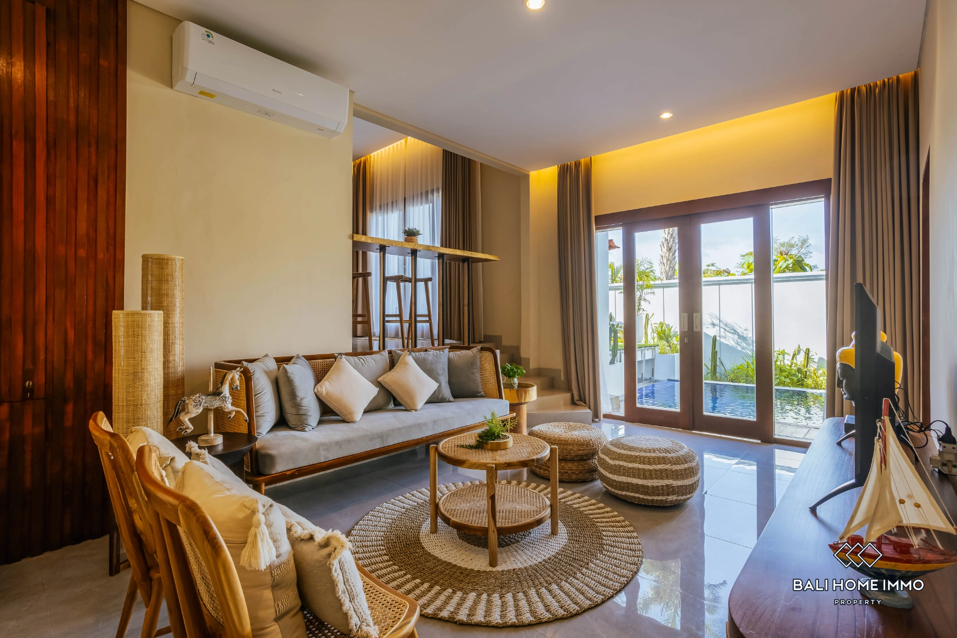 Stunning 3 Bedrooms Villa for Sale & Rent in Ungasan, 3-bed villa for rent in Uluwatu – photo 5 of 15