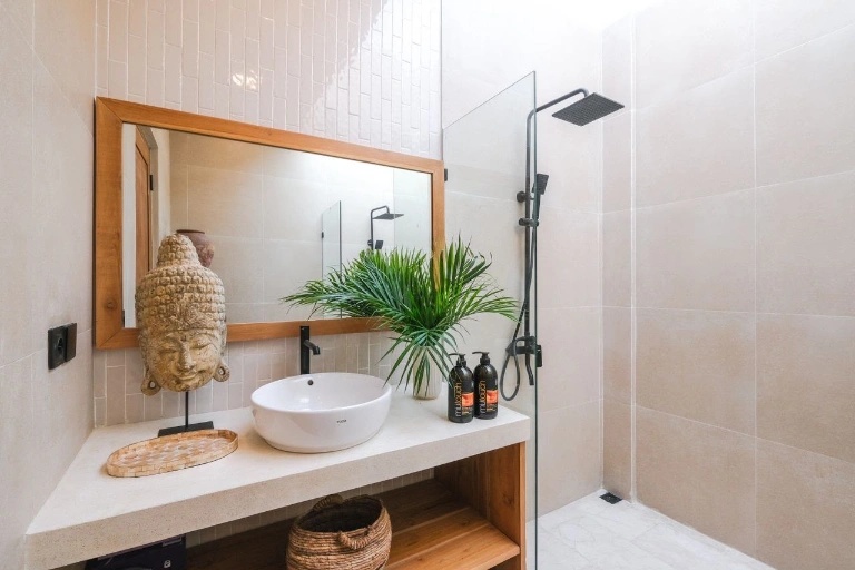 Studio For Rent 1 Bed In Pererenan,Badung Bali, 1-bed villa for rent in Pererenan – photo 8 of 12