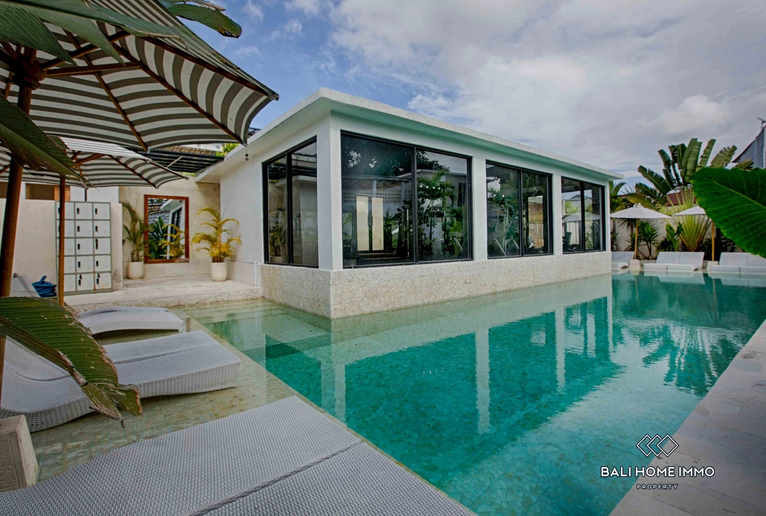 Brand new Modern 1 Bedroom Villa in Bali Pererenan, 1-bed villa for rent in Pererenan – photo 2 of 15