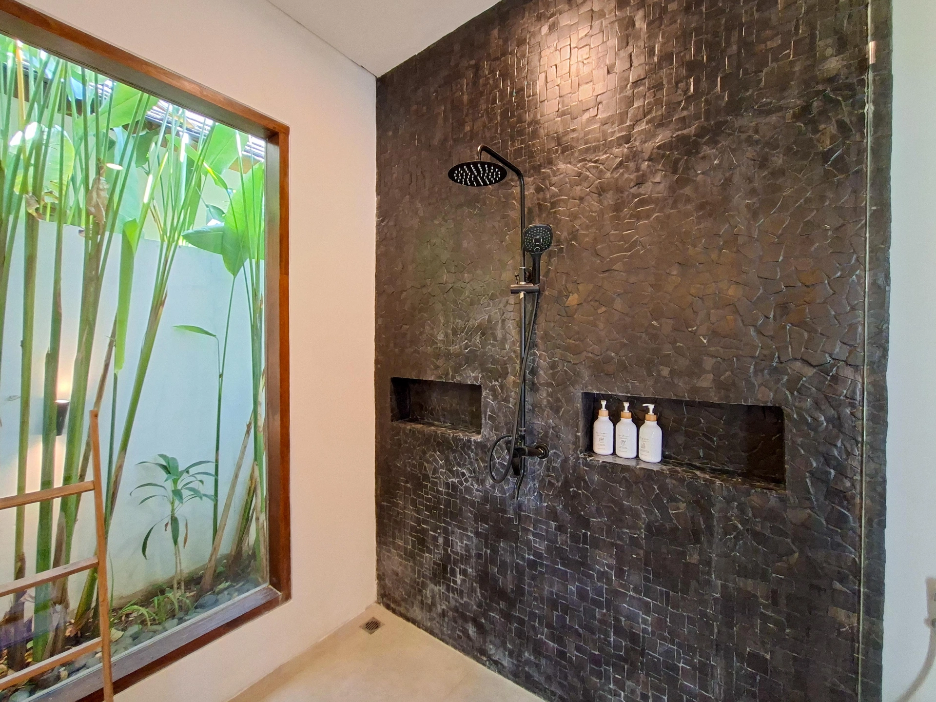 1BR Villa with Modern Layout and Bright Interiors in Cepaka, 1-bed villa for rent in Tabanan – photo 14 of 15