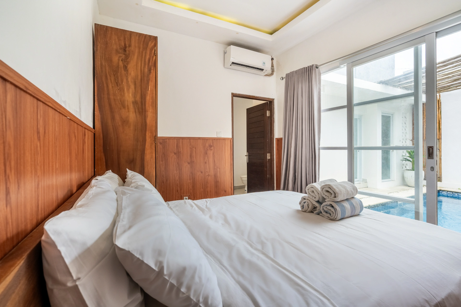 Two Bedroom Private Pool in Bhiseka Villa Jimbaran Bali, 2-bed villa for rent in Uluwatu – photo 2 of 15