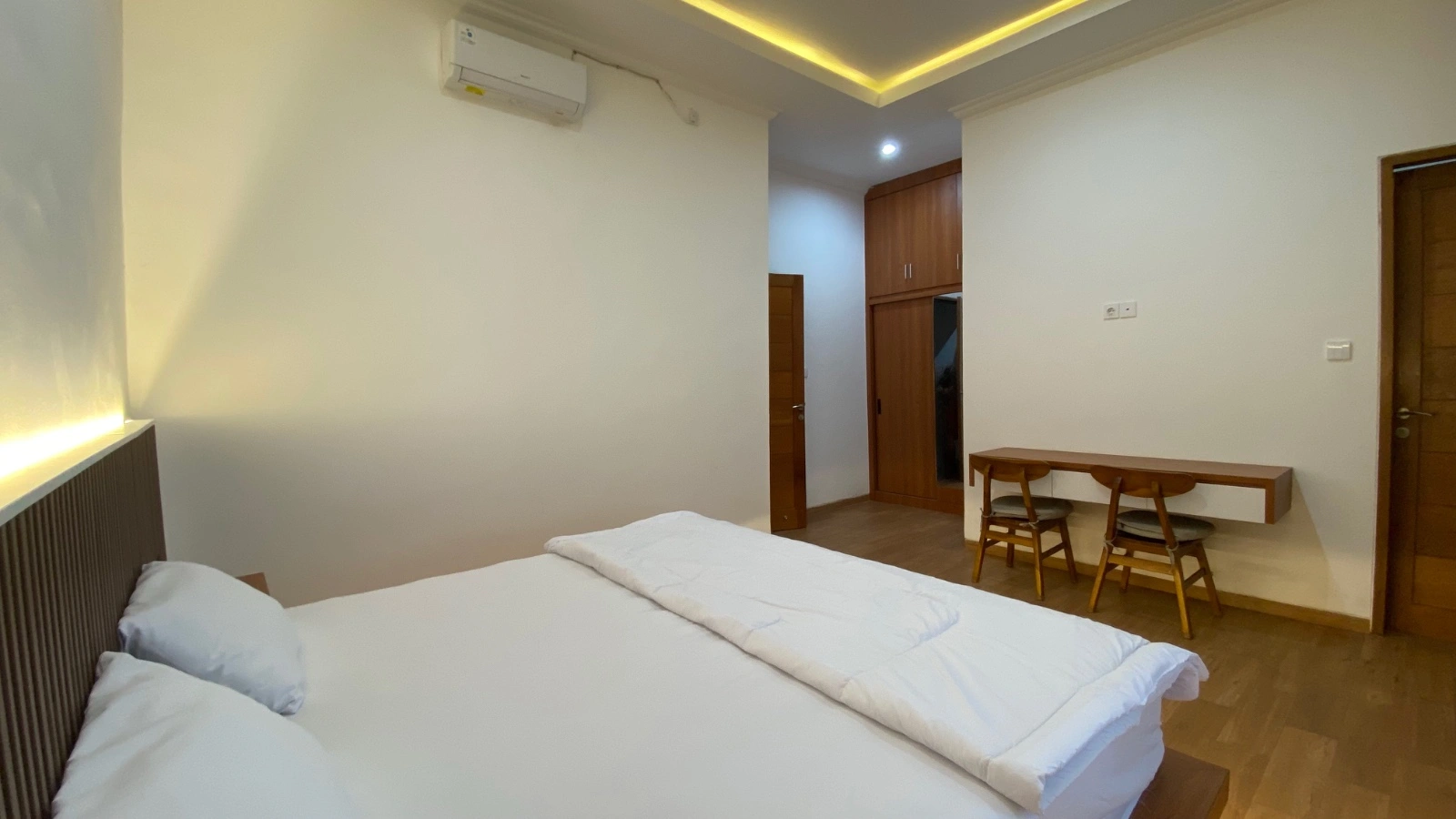 2Bedrooms Villa in Kesambi, 2-bed villa for rent in Seminyak – photo 8 of 13