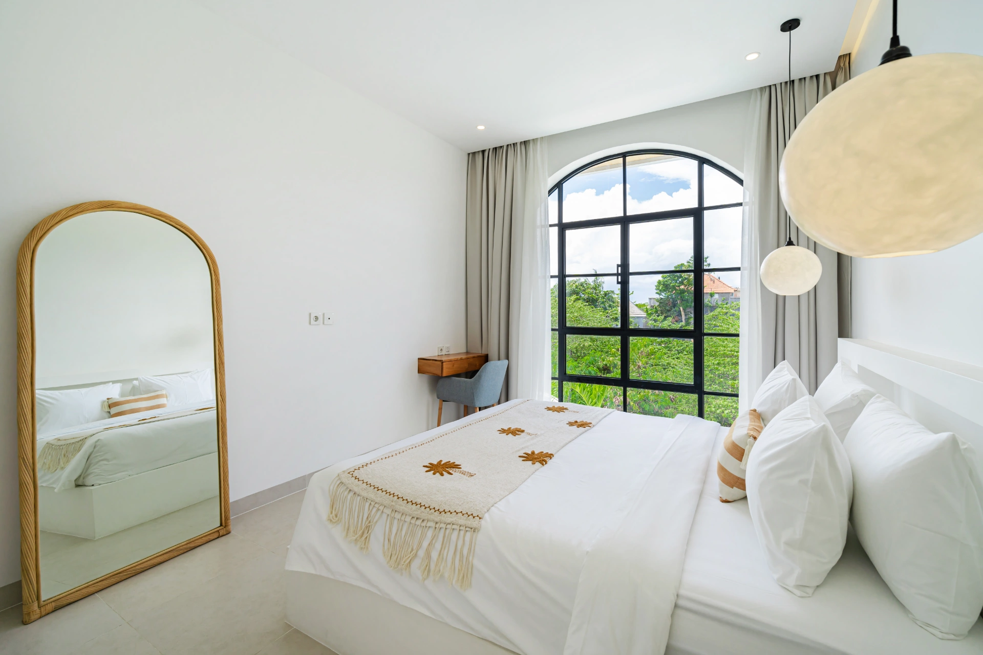 Luxury 2BR Pool Villa • Walk to La Brisa & Echo Beach, 2-bed villa for rent in Canggu – photo 15 of 15