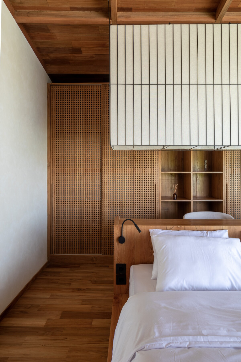 Designer Japandi-style 2-bedroom villa in central Ubud, 2-bed villa for rent in Ubud – photo 14 of 15