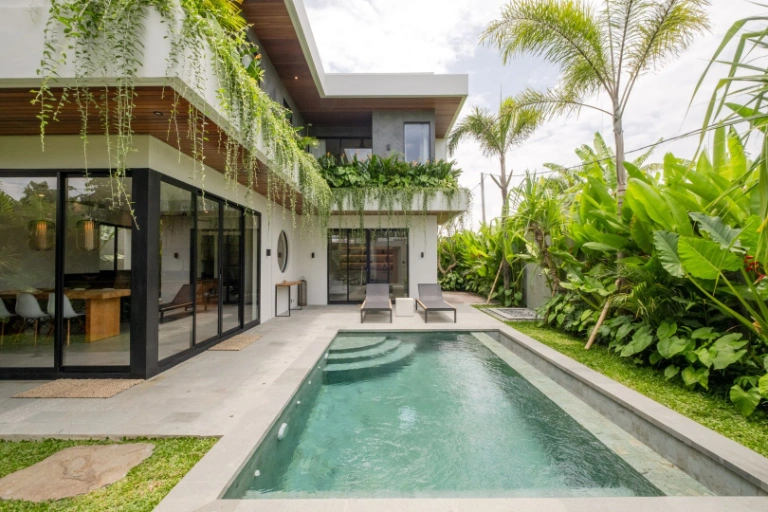Refined 2BR Tropical Villa in Kedungu – Where Design Meets Durability, 2-bed villa for rent in Tabanan – photo 5 of 15