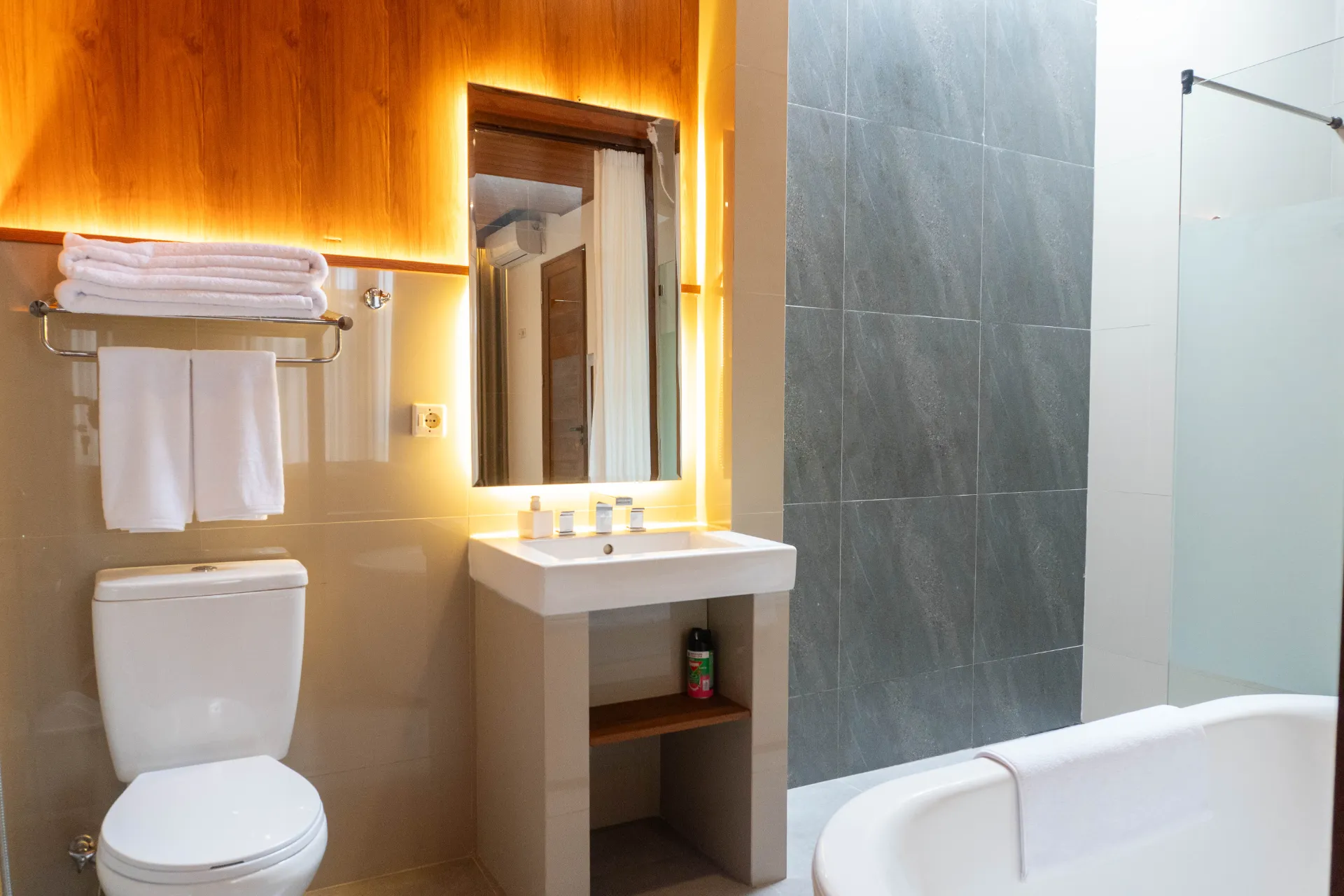 Modern 2-Bedroom Villa in Uluwatu, Ungasan – Perfect for Long Stays, 2-bed villa for rent in Uluwatu – photo 4 of 11