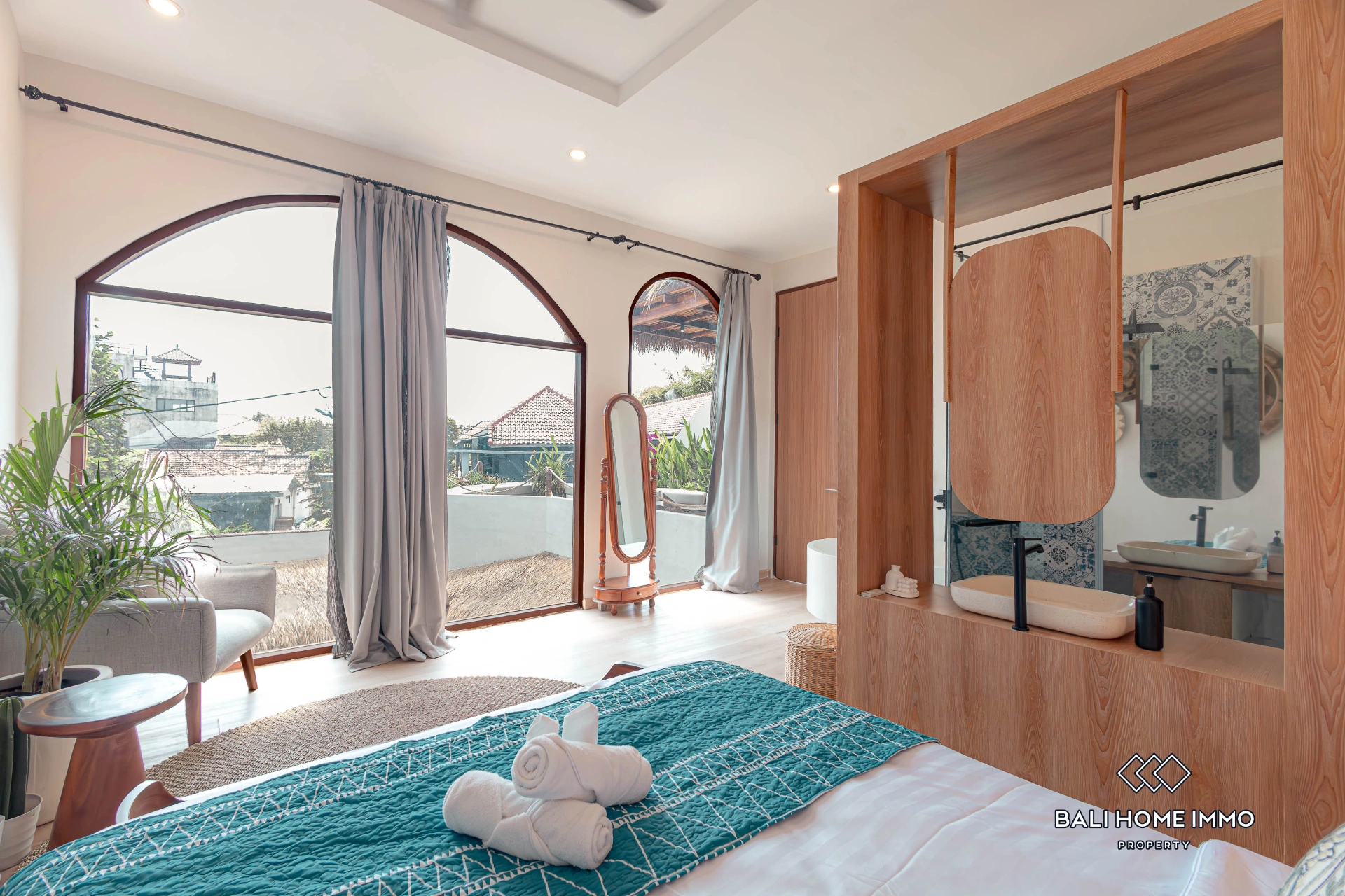 Brand New 5 Bedrooms Villa for Rental in Jimbaran, 5-bed villa for rent in Uluwatu – photo 5 of 15