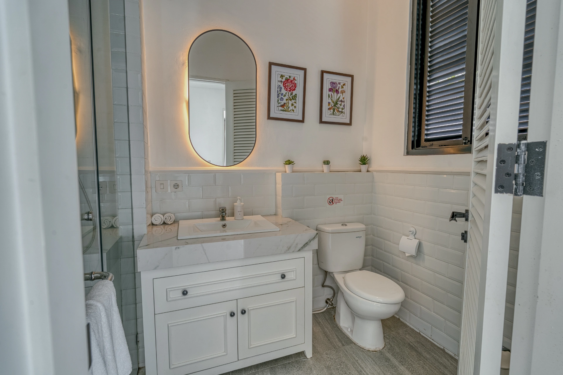 Beachside Mediterranean Luxury: 3BR in Canggu Share Save, 3-bed villa for rent in Canggu – photo 15 of 15