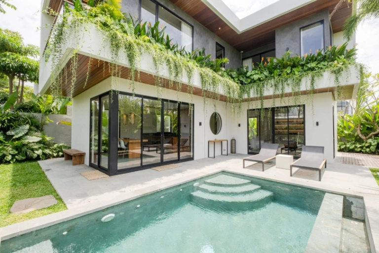 Refined 2BR Tropical Villa in Kedungu – Where Design Meets Durability, 2-bed villa for rent in Tabanan – photo 4 of 15