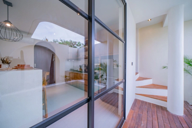 *2BR +1 , Villas in Seminyak with a Rooftop Cold Plunge*, 3-bed villa for rent in Seminyak – photo 13 of 15
