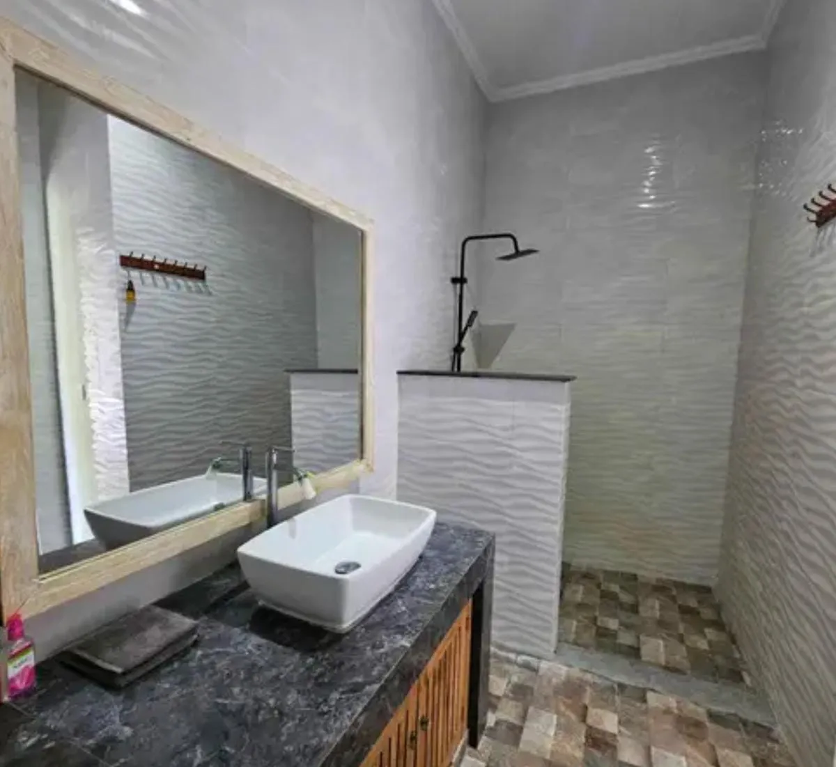3BR Villa Family at Kerobokan near Kiddy School, 3-bed villa for rent in Seminyak – photo 13 of 15