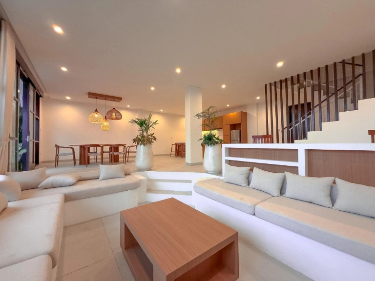Modern 3 Bedroom Villa for Rent in Seseh, Bali, 3-bed villa for rent in Seseh – photo 9 of 15