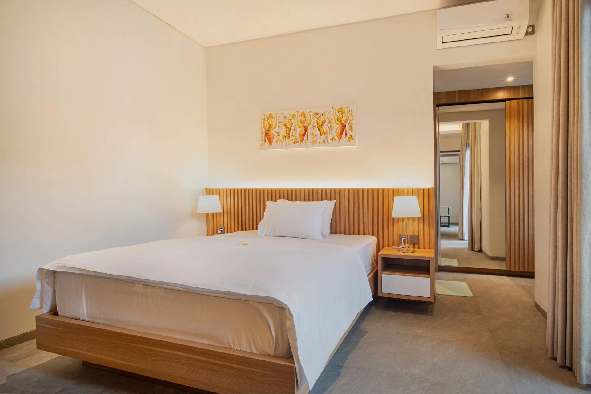 4 bedroom villa in sanur with large pool, 4-bed villa for rent in Sanur – photo 12 of 15