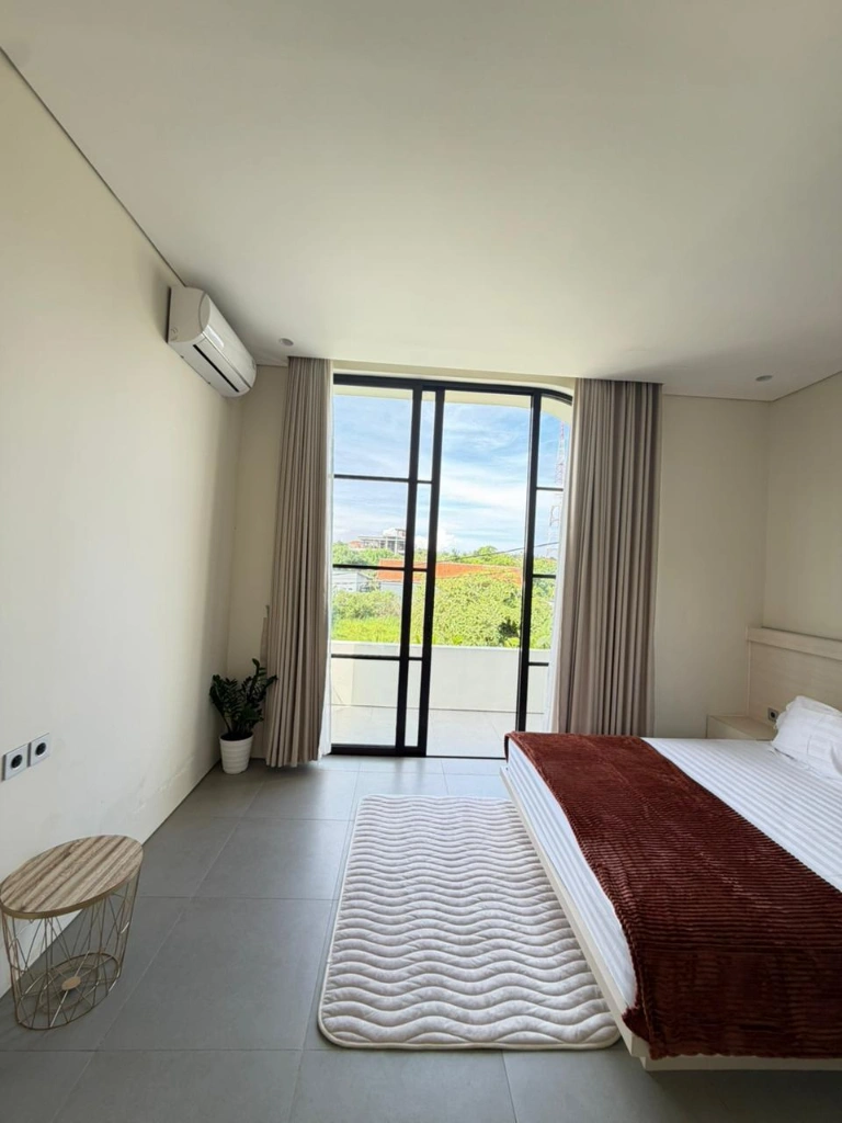 An - for Rent Modern Mediteranian near Beah at Kutuh, 3-bed villa for rent in Nusa Dua – photo 3 of 15